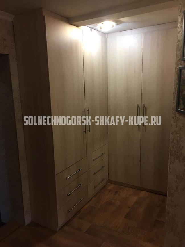 Шкафы угловые Солнечногорск